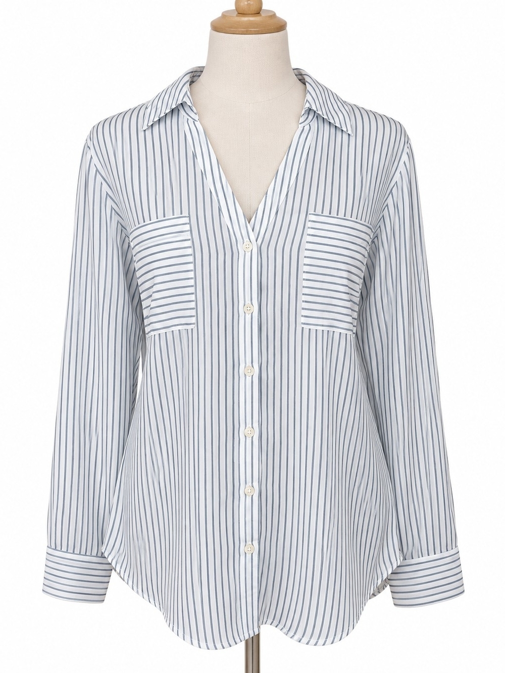 Express Womenโs L White Grey Pinstripe Button Down Blouse Career Coastal